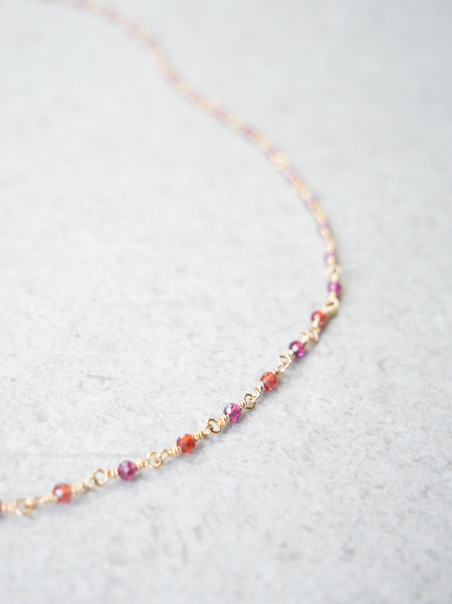 SUPERNOVA NECKLACE – GOLD – garnet