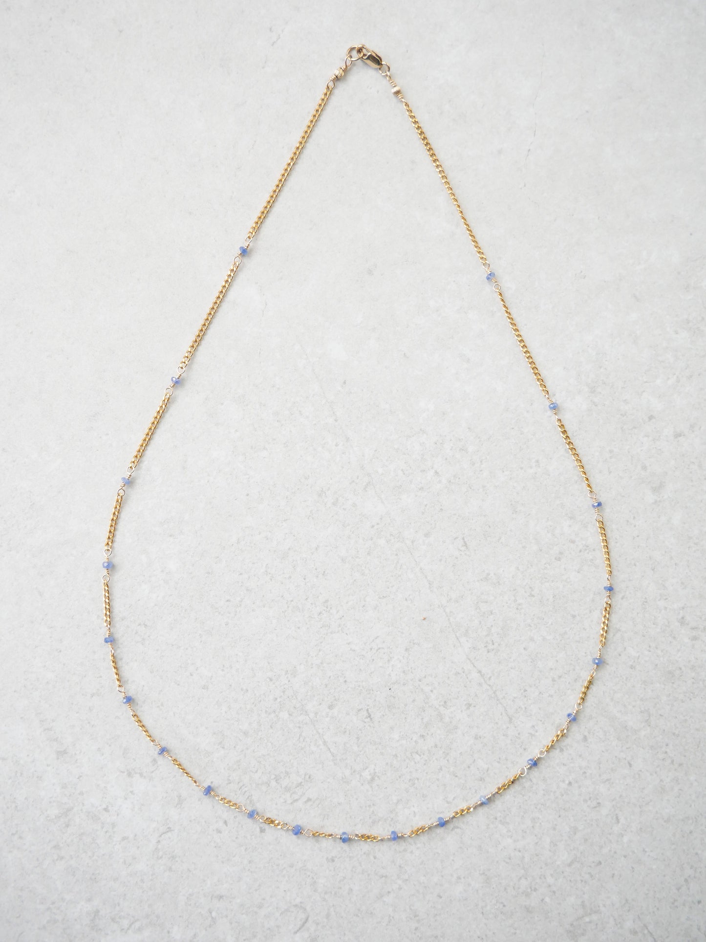 TWILIGHT necklace – GOLD – blue sapphire