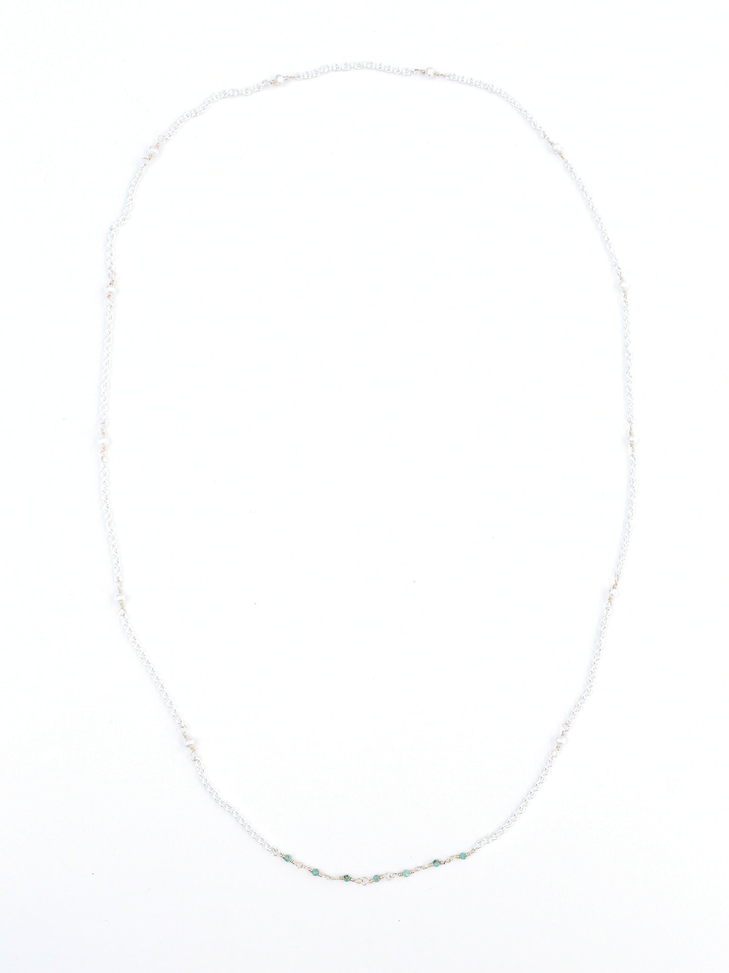 LUUM NECKLACE – emerald & pearl